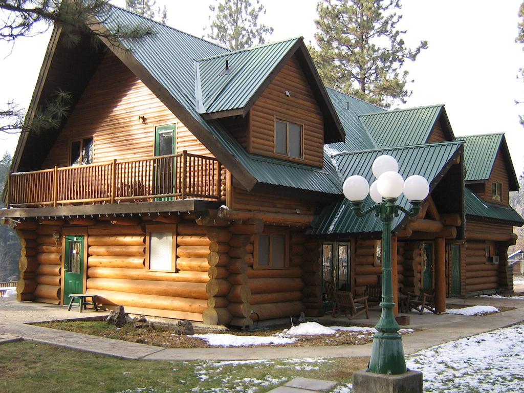 Rainbow Lake Castle Resort Princeton Eksteriør billede